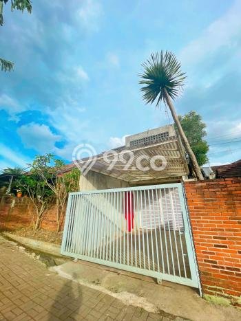Jual Rumah Mewah Megah Dengan View Cantik di Sariwangi, Bandung Jual Rumah Mewah Megah Dengan View Cantik di Sariwangi, Bandung