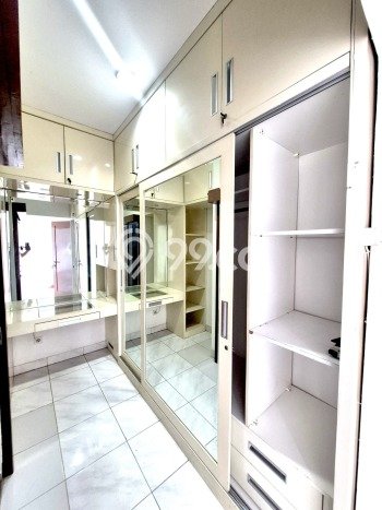 Rumah Luas Asri 3 KT Siap Huni di Bintaro Tangerang Selatan Rumah Luas Asri 3 KT Siap Huni di Bintaro Tangerang Selatan