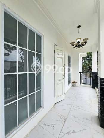 Rumah Luxury Modern Tanpa Renovasi di Bintaro Tangerang Selatan Rumah Luxury Modern Tanpa Renovasi di Bintaro Tangerang Selatan
