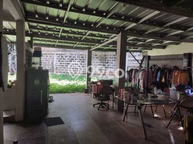 Hunian Mewah LB 200m2 Siap Huni Desain Elegan di Bintaro, Tangerang Selatan Hunian Mewah LB 200m2 Siap Huni Desain Elegan di Bintaro, Tangerang Selatan