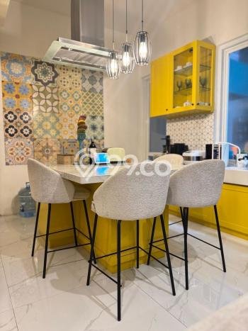 Rumah Mewah LB 150m2 Siap Pakai Desain Elegan di Bintaro, Tangerang Selatan Rumah Mewah LB 150m2 Siap Pakai Desain Elegan di Bintaro, Tangerang Selatan