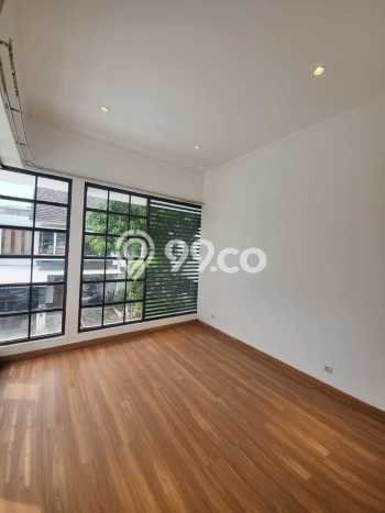 Jual Rumah Luas Megah Dengan View Eksklusif di Bintaro, Tangerang Selatan Jual Rumah Luas Megah Dengan View Eksklusif di Bintaro, Tangerang Selatan