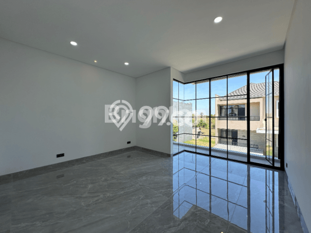 Ready to Use! Luxury House LT 240m2 Desain Modern di Citraland Ready to Use! Luxury House LT 240m2 Desain Modern di Citraland