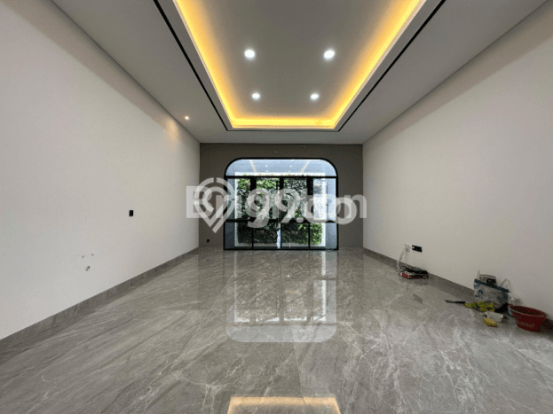 Ready to Use! Luxury House LT 240m2 Desain Modern di Citraland Ready to Use! Luxury House LT 240m2 Desain Modern di Citraland