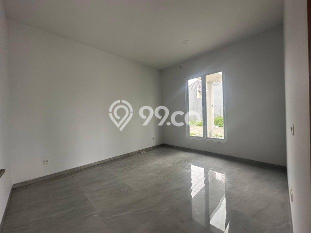 Rumah Elit LB 200m2 Siap Huni Desain Elegan di Graha, Surabaya Rumah Elit LB 200m2 Siap Huni Desain Elegan di Graha, Surabaya