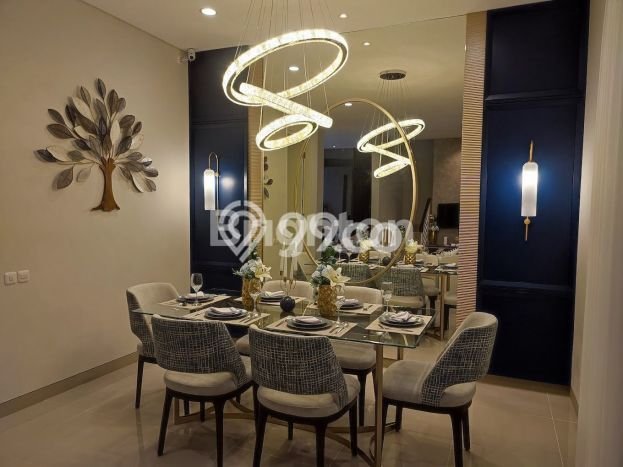 Rumah Elit Modern Tanpa Renovasi di Lidah Kulon Surabaya Rumah Elit Modern Tanpa Renovasi di Lidah Kulon Surabaya