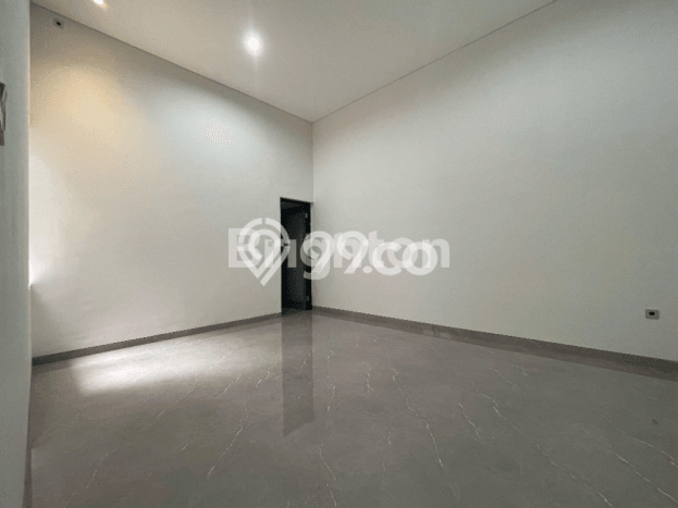 Hunian Mewah LB 300m2 Siap Huni Desain Elegan di Manyar, Surabaya Hunian Mewah LB 300m2 Siap Huni Desain Elegan di Manyar, Surabaya