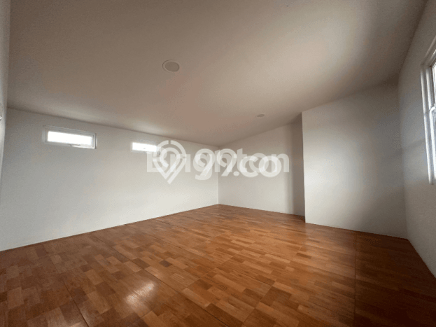 Dijual Rumah Luas Megah Dengan View Cantik di Graha, Surabaya Dijual Rumah Luas Megah Dengan View Cantik di Graha, Surabaya