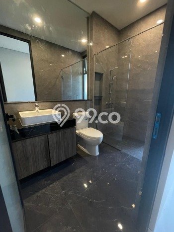 Dijual Rumah Mewah Elegan Dengan View Cantik di Citraland, Surabaya Dijual Rumah Mewah Elegan Dengan View Cantik di Citraland, Surabaya