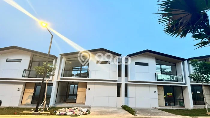For Sale! Premium House LT 309m2 Desain Modern di Lippo Karawaci For Sale! Premium House LT 309m2 Desain Modern di Lippo Karawaci