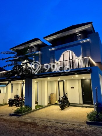 Rumah area Banyumanik, Semarang, LT 74m² Bangunan 102m² - SEGERA MILIKI! Rumah area Banyumanik, Semarang, LT 74m² Bangunan 102m² - SEGERA MILIKI!