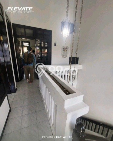 Jarang Ada! Rumah Sewa 4 Kamar Bagus Siap Huni Pondok Tjandra Jarang Ada! Rumah Sewa 4 Kamar Bagus Siap Huni Pondok Tjandra