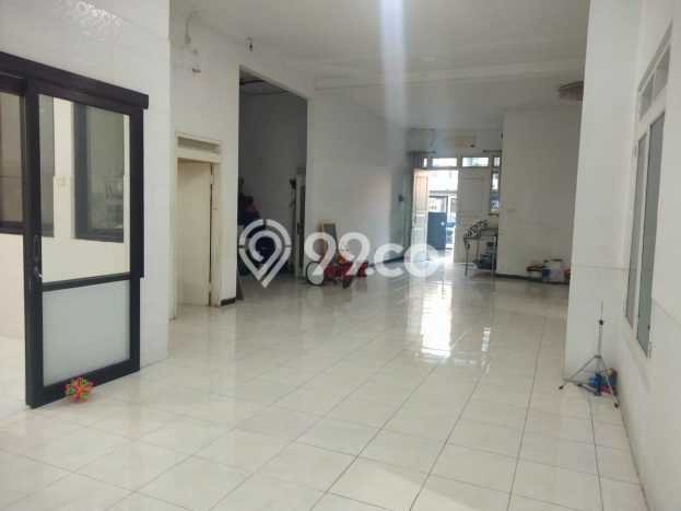 Disewakan! Rumah 3 Kamar Tidur &
3 Kamar Mandi di Pondok Tjandra, Sidoarjo Disewakan! Rumah 3 Kamar Tidur &
3 Kamar Mandi di Pondok Tjandra, Sidoarjo