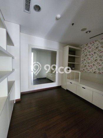 Hunian Apartemen Eksklusif untuk Dijual di Jakarta Selatan dengan 4 BR & 4 Kamar Mandi Hunian Apartemen Eksklusif untuk Dijual di Jakarta Selatan dengan 4 BR & 4 Kamar Mandi