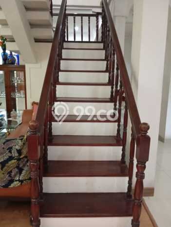 Rumah Sewa Jakarta Barat LT 300m2 LB 500m2 Kawasan Duri Kepa Rumah Sewa Jakarta Barat LT 300m2 LB 500m2 Kawasan Duri Kepa