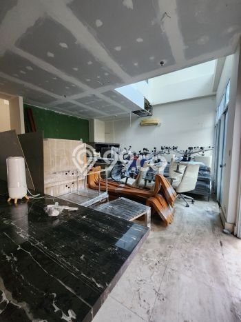 Dijual Rumah Premium dengan Fasilitas Sekitar Lengkap di Kebayoran Baru, Jakarta Selatan Dijual Rumah Premium dengan Fasilitas Sekitar Lengkap di Kebayoran Baru, Jakarta Selatan