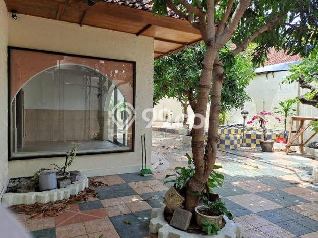 Rumah Bergaya Eropa di Denpasar Renon Rumah Bergaya Eropa di Denpasar Renon