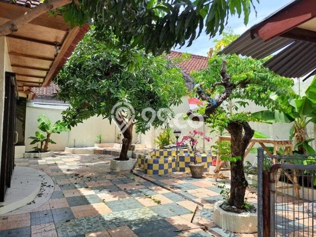 Rumah Bergaya Eropa di Denpasar Renon Rumah Bergaya Eropa di Denpasar Renon