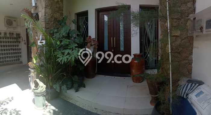 Ready to Use! Premium House LT 390m2 Desain Elegan di Renon Ready to Use! Premium House LT 390m2 Desain Elegan di Renon