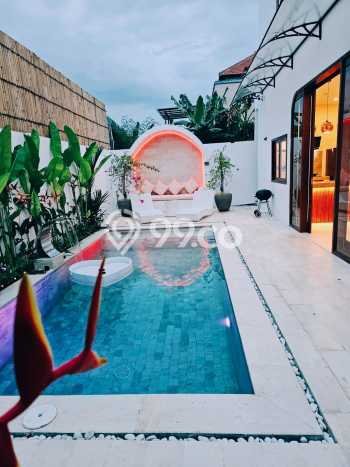 LOKASI TERBAIK! Vila Kawasan , Luas 200m2m², Area Premium dengan akses mudah LOKASI TERBAIK! Vila Kawasan , Luas 200m2m², Area Premium dengan akses mudah