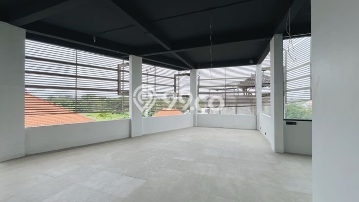 PRIME LOCATION! Komersial Kawasan Beraban, Luas 458m², Kawasan Komersial, Posisi Premium PRIME LOCATION! Komersial Kawasan Beraban, Luas 458m², Kawasan Komersial, Posisi Premium