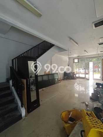 AREA BISNIS! Ruko di Bintaro, Luas 253m², Jalan Utama AREA BISNIS! Ruko di Bintaro, Luas 253m², Jalan Utama