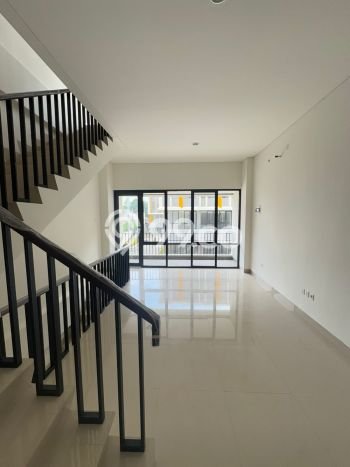 Ruko Disewa di Tangerang dengan LB 160m2 Area Komersial Ramai Ruko Disewa di Tangerang dengan LB 160m2 Area Komersial Ramai