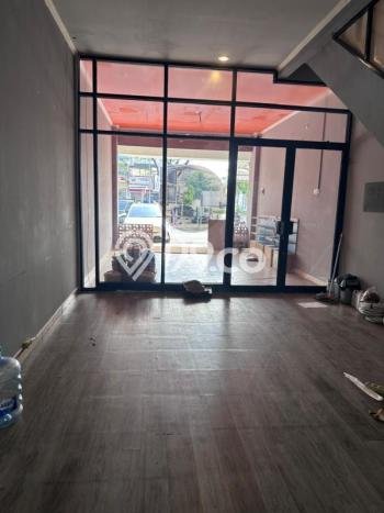 Unit Ruko Disewakan di Gading Serpong di Area Ramai & Strategis Unit Ruko Disewakan di Gading Serpong di Area Ramai & Strategis