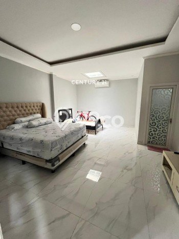 For Sale! Premium House LT 140m2 Desain Elegan di Sektor 9-Bintaro For Sale! Premium House LT 140m2 Desain Elegan di Sektor 9-Bintaro