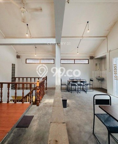 Rumah Luas Asri 2 KT Siap Pakai di Bintaro Tangerang Selatan Rumah Luas Asri 2 KT Siap Pakai di Bintaro Tangerang Selatan