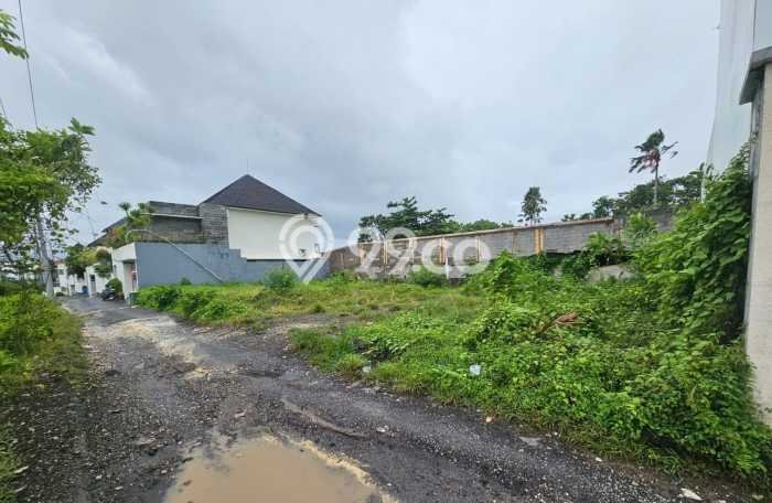 Lahan Dijual Lokasi Strategis di Badung dengan Luas 450m2 Lahan Dijual Lokasi Strategis di Badung dengan Luas 450m2