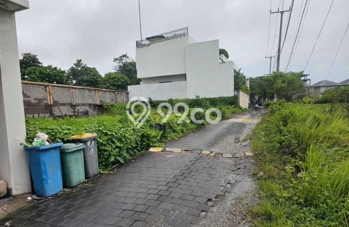 Lahan Dijual Lokasi Strategis di Badung dengan Luas 450m2 Lahan Dijual Lokasi Strategis di Badung dengan Luas 450m2