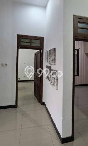 Jual Rumah Favorit Siap Huni LB 100m2 di Mulyosari, Surabaya Jual Rumah Favorit Siap Huni LB 100m2 di Mulyosari, Surabaya