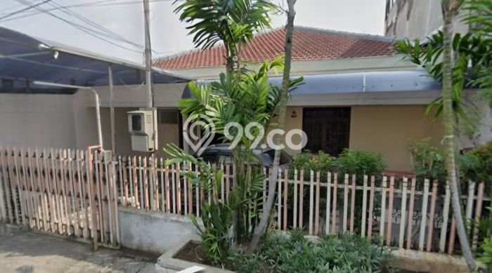 Siap Huni Rumah Mewah 4 Kamar di Sawahan Dekat ke Mana Pun Siap Huni Rumah Mewah 4 Kamar di Sawahan Dekat ke Mana Pun