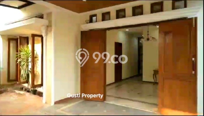 Siap Huni Hunian Elit 4 Kamar di Kebayoran Baru Dekat ke Mana Saja Siap Huni Hunian Elit 4 Kamar di Kebayoran Baru Dekat ke Mana Saja