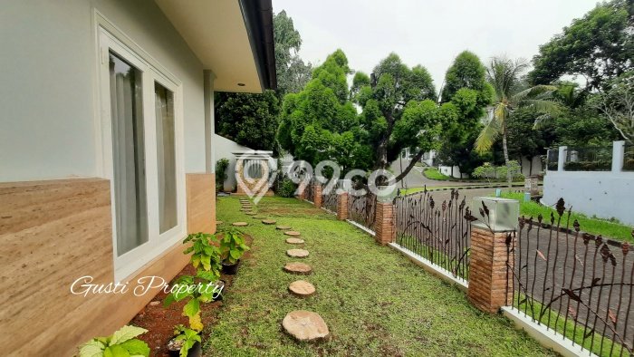 Hunian Mewah LB 445m2 Siap Huni Desain Elegan di Cinere, Jakarta Selatan Hunian Mewah LB 445m2 Siap Huni Desain Elegan di Cinere, Jakarta Selatan