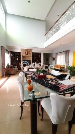 Dijual Rumah Premium dengan Fasilitas Sekitar Komplit di Cinere, Depok Dijual Rumah Premium dengan Fasilitas Sekitar Komplit di Cinere, Depok