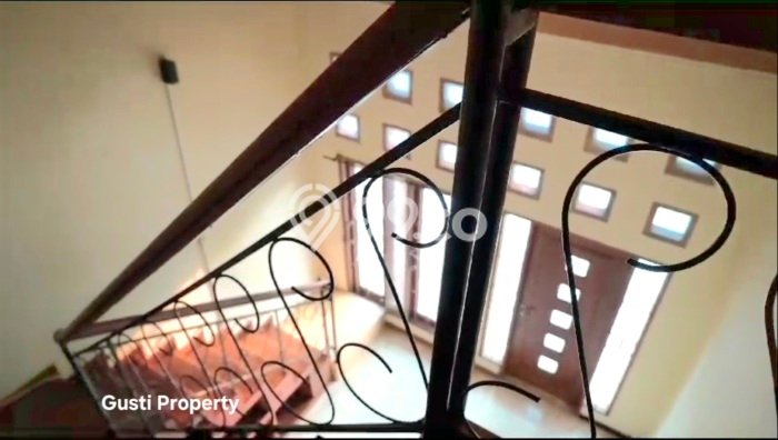 Siap Huni Hunian Elit 4 Kamar di Kebayoran Baru Dekat ke Mana Saja Siap Huni Hunian Elit 4 Kamar di Kebayoran Baru Dekat ke Mana Saja