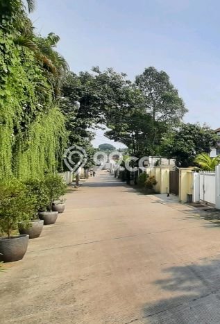 Lahan Dijual Lokasi Strategis di Jakarta Selatan dengan Luas 375m2 Lahan Dijual Lokasi Strategis di Jakarta Selatan dengan Luas 375m2