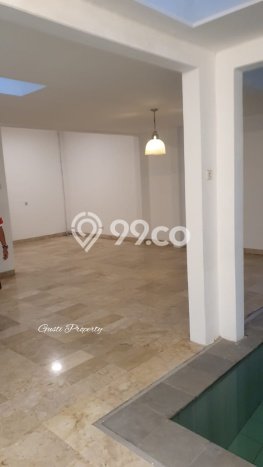 Hunian Mewah LB 300m2 Siap Pakai Desain Elegan di Cipete, Jakarta Selatan Hunian Mewah LB 300m2 Siap Pakai Desain Elegan di Cipete, Jakarta Selatan