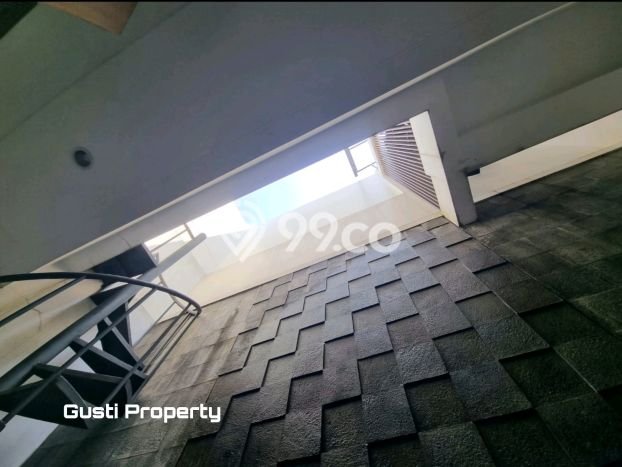Rumah Elit Modern Siap Huni di Pondok Indah Jakarta Selatan Rumah Elit Modern Siap Huni di Pondok Indah Jakarta Selatan
