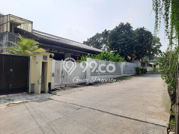 Rumah Elit Modern Siap Huni di Kemang Jakarta Selatan Rumah Elit Modern Siap Huni di Kemang Jakarta Selatan