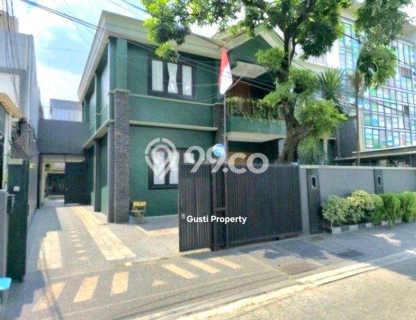 Rumah Mewah LB 400m2 Siap Huni Desain Elegan di Cipete, Jakarta Selatan Rumah Mewah LB 400m2 Siap Huni Desain Elegan di Cipete, Jakarta Selatan