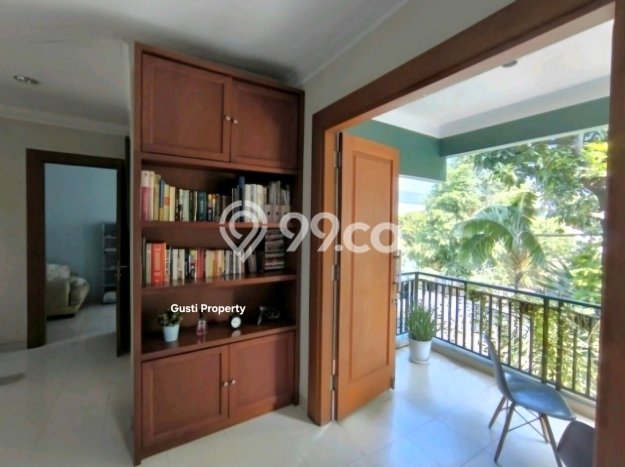 Rumah Mewah LB 400m2 Siap Huni Desain Elegan di Cipete, Jakarta Selatan Rumah Mewah LB 400m2 Siap Huni Desain Elegan di Cipete, Jakarta Selatan