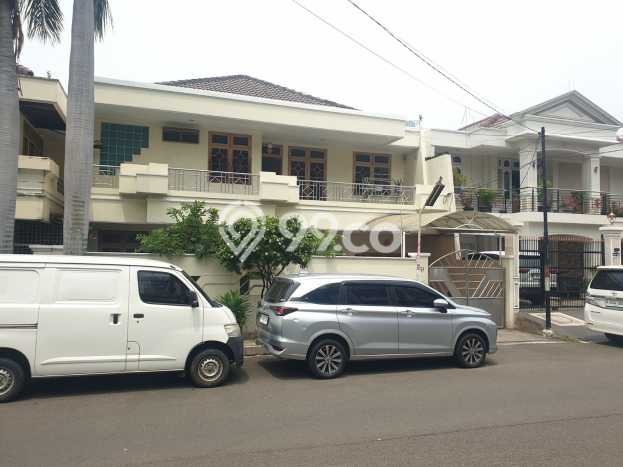 Dijual Rumah Mewah Elegan Dengan View Cantik di Pluit, Jakarta Utara Dijual Rumah Mewah Elegan Dengan View Cantik di Pluit, Jakarta Utara