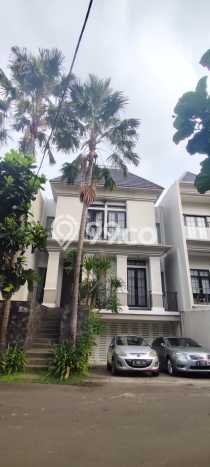 Rumah Elit Modern Siap Huni di Pejaten Jakarta Selatan Rumah Elit Modern Siap Huni di Pejaten Jakarta Selatan
