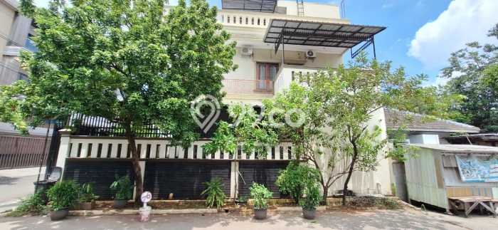 Jual Rumah Mewah Megah Dengan View Eksklusif di Sunter, Jakarta Utara Jual Rumah Mewah Megah Dengan View Eksklusif di Sunter, Jakarta Utara