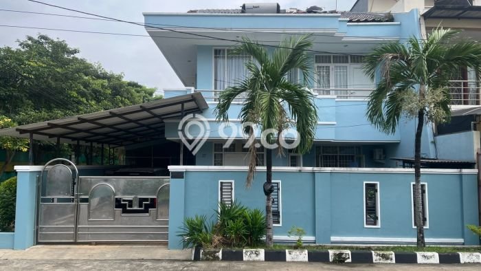Hot Offer Hunian Mewah Ideal dan Luas di Kebon Jeruk, Jakarta Barat Hot Offer Hunian Mewah Ideal dan Luas di Kebon Jeruk, Jakarta Barat