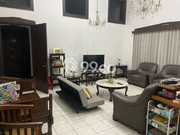 Siap Huni Hunian Elit 5 Kamar di Coblong Dekat ke Mana Saja Siap Huni Hunian Elit 5 Kamar di Coblong Dekat ke Mana Saja