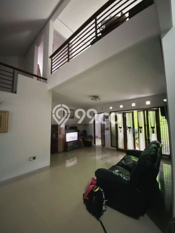 LOKASI PREMIUM! Rumah Berkembang area , Luas 239m2m² Bangunan 230m2m² LOKASI PREMIUM! Rumah Berkembang area , Luas 239m2m² Bangunan 230m2m²